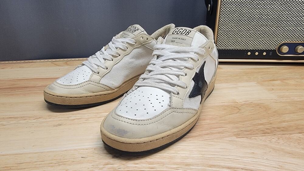 Women’s golden goose ballstar sneakers, in great condition, size 36